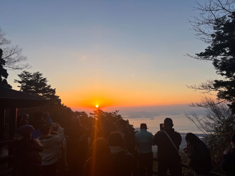 新年あけましておめでとうございます。